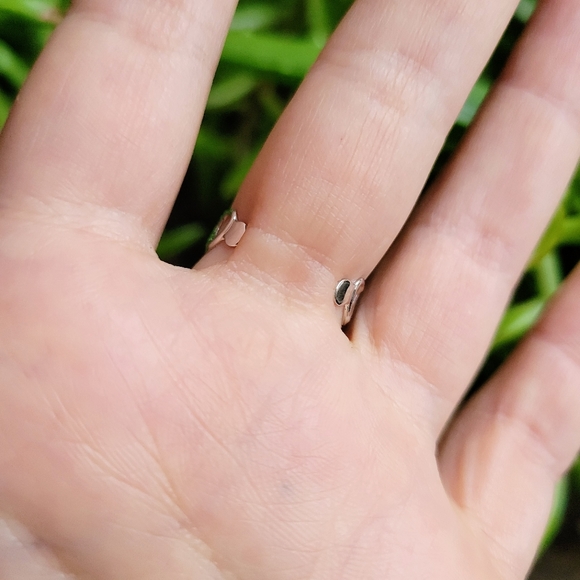 New Classic Silver Simple Dainty Silver Heart Ring Band and Toe Ring - Picture 7 of 7